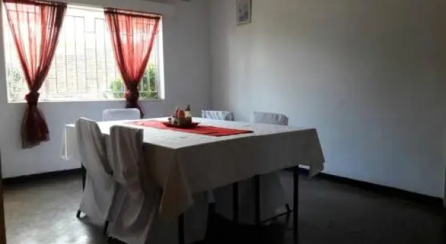 Domino Accommodation and Restaurant