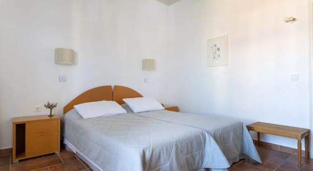 Двухместный номер Economy с балконом Hotel Roumani