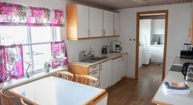 Коттедж 4 Br House / Capital / Cheerful /Nature