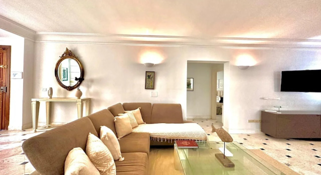 Апартаменты Carthage Spacious and Cosy With Amazing Terrace