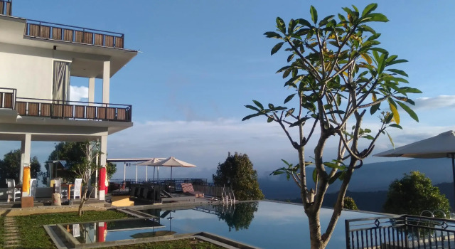 Atres Sari Resort