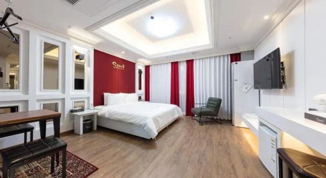 Двухместный люкс Stay Hotel