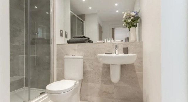 Апартаменты Citystay Living - Midsummer Mews