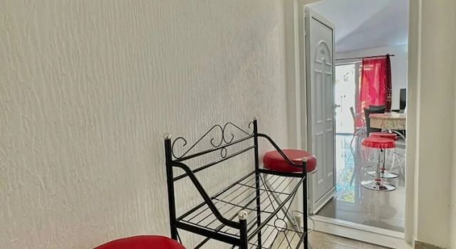 Семейные апартаменты с частичным видом на море Sun Rose Apartments Sveti Stefan
