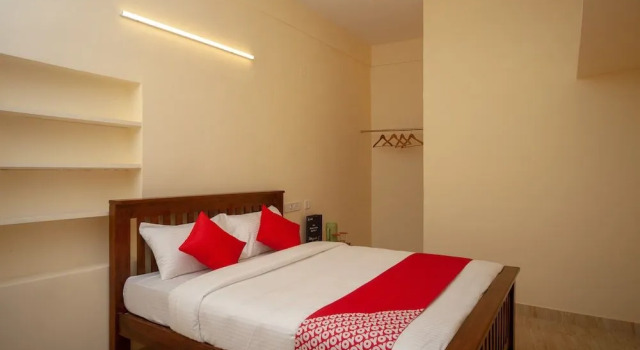 OYO 25004 Vinayak Residency, Забронировать Отель Отели штата Тамилнада 3 звезды, 3*