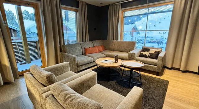 Апартаменты Premium с 3 комнатами с балконом и с видом на горы Levi Suites Levi Gold