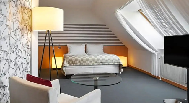 Двухместный номер Standard Мансарда Holiday Inn Vienna City by IHG