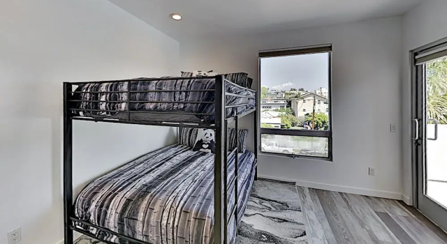 Luxe Bankers Hill Dream: Walk to Downtown & Balboa townhouse, Забронировать Дом для отпуска Виллы Сан-Диего, рядом с Оперный театр, Вилла