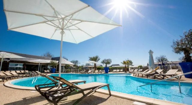 M&V Resort