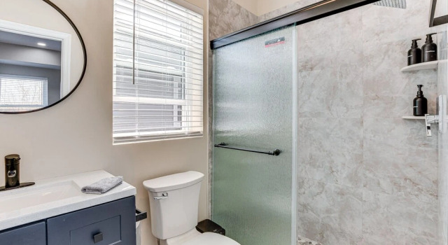 Апартаменты с 3 комнатами с балконом Luxe Newark Retreat w/ Rooftop Deck: Pets Welcome!