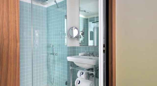 Двухместный номер Superior with Access to Pool, Hammam and Fitness Hotel Parister Piscine & Spa
