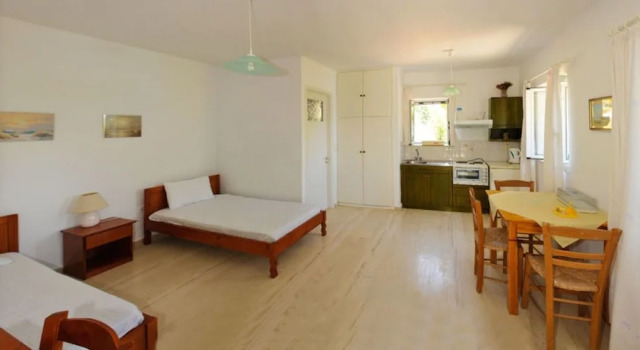 Monolocale Akritas Residences