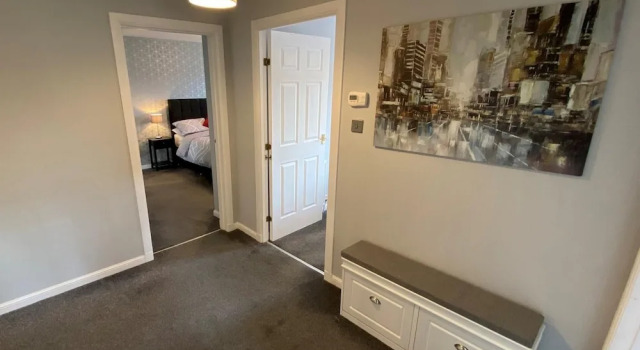 NEW Super 2 Bedroom Flat in Falkirk, Забронировать Отель Фолкерк Центральная Шотландия, рядом с Falkirk Town Hall