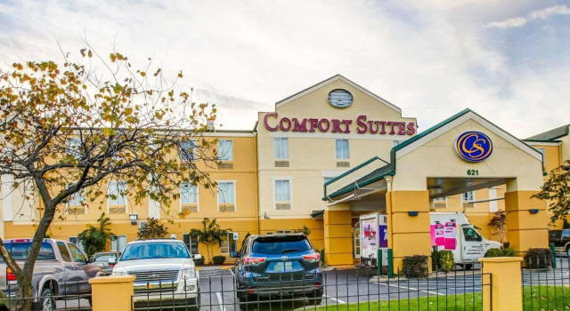 Люкс Comfort Suites Goodlettsville Rivergate