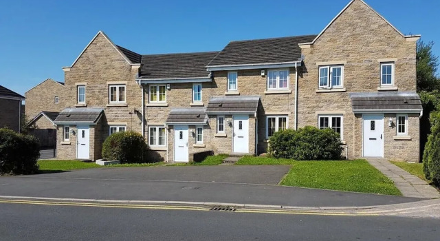 Burnley Entire House 4-bedrooms-sleeps 6-driveway, Varaa Lomakoti Mökit kohteessa Merseyside, Mökki