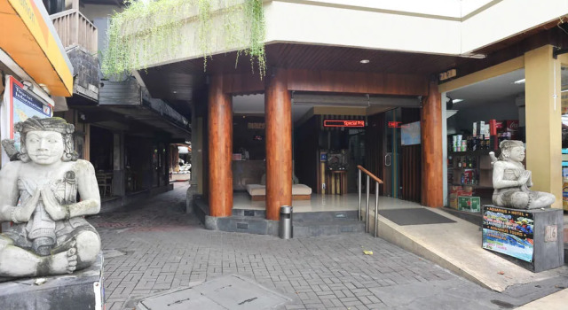 艾里巴厘岛雷吉安 116 号库塔酒店(Airy Legian 116 Kuta Bali), Забронировать Отель Кута Бадунг, рядом с Vihara Dharmayana Buddhist Temple