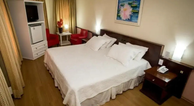 Люкс с балконом Hotel Dan Inn Campinas Cambuí - Um Hotel Clássico em Campinas By Nacional Inn