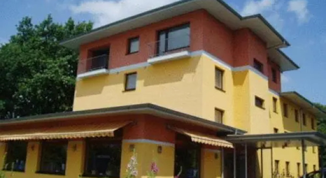 Hotel Friedrichs, Забронировать Отель Отели Ноймюнстера 3 звезды, 3*