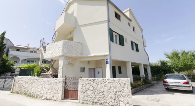 Apartments Vukic, Забронировать Апартаменты/квартира Отели Рогозница с бассейном, Бассейн