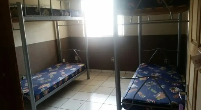 Alojamento PBH - Hostel, Забронировать Хостел Хостелы штата Рио-де-Жанейро, Хостел