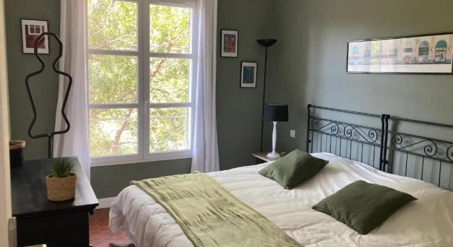 Коттедж с 4 комнатами Les Restanques Maison du lac 4 chambres
