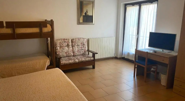 Четырёхместный номер Standard Albergo La Perla