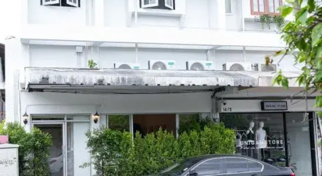 Venus *7 Bedrooms *Old City*Daily Housekeeping, Забронировать Отель Чиангмай провинция Чианг Май