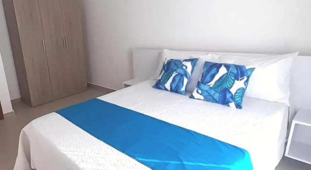 Carré d'or v luxury 3bed duplex with private pool and rooftop sea view flic-en-flac, Mauritius 20mins walk to beach, bar, restaurants and amenities