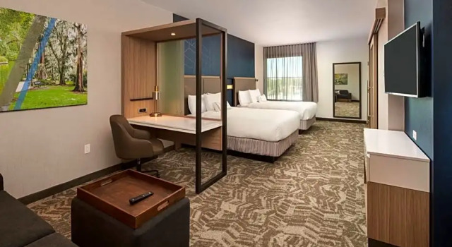 Четырёхместный люкс SpringHill Suites by Marriott Winter Park