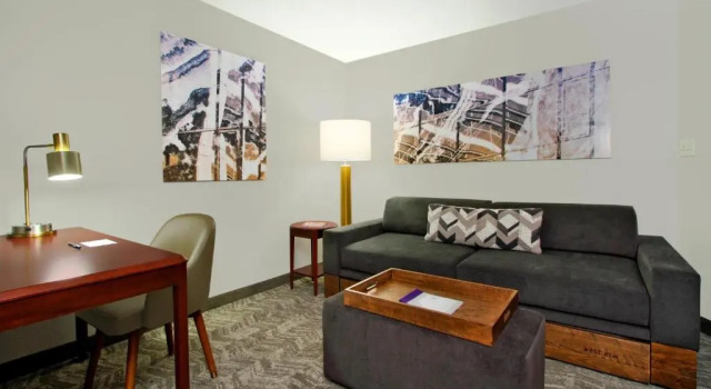 Люкс c 1 комнатой SpringHill Suites Phoenix Glendale Sports & Entertainment District