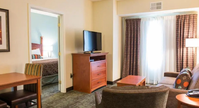Люкс с 2 комнатами Staybridge Suites Fargo by IHG