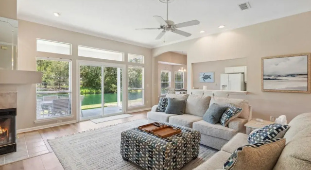 Коттедж 2888 Tidewater Drive