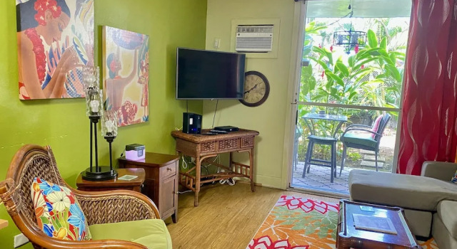 Студия Premium Kona Islander Inn Condos