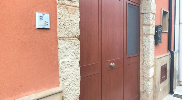 Casa IV Novembre, Book Apartment Hotels in Sicily with Parking, Parking