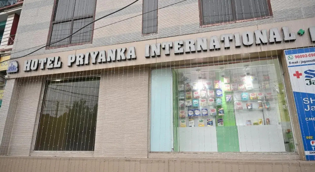 OYO 27950 Hotel Priyanka International, Reserva ahora Hotel Asansol 