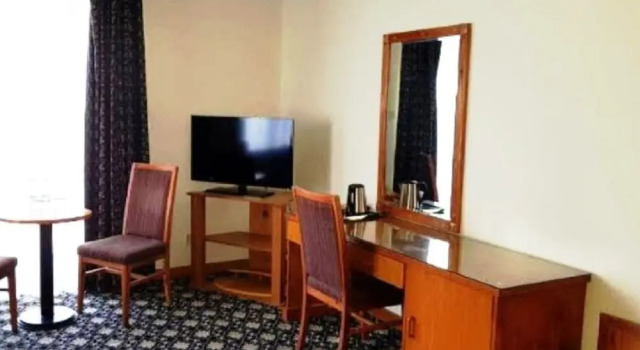 Phoenicia Tower Hotel