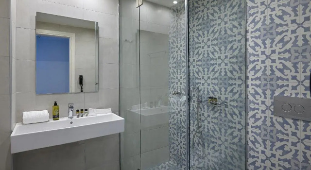 Двухместный номер Superior с видом на бассейн Vasia Boulevard Hotel