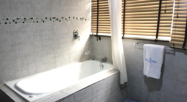Двухместный номер Standard Chesterfield Hotel & Suites