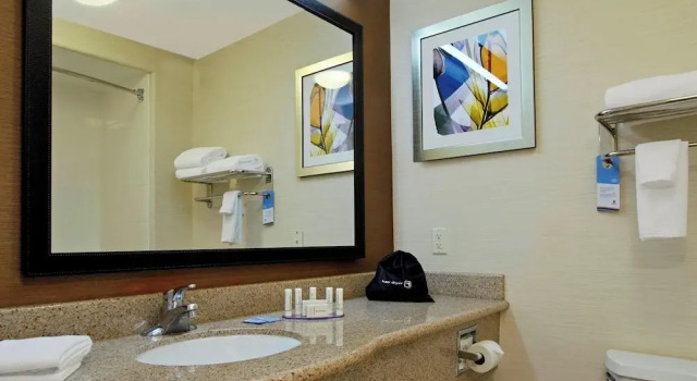 Номер Standard Fairfield Inn & Suites by Marriott Fairfield Napa Valley Area