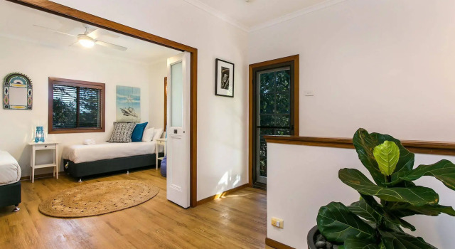 Beach Chalet, Book Chalet Suffolk Park Byron Bay Region