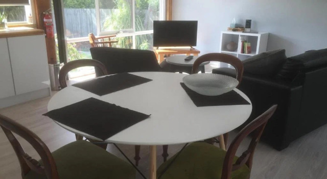 Platypus Waters B&B, Varaa Bed and Breakfast Smithton Tasmania