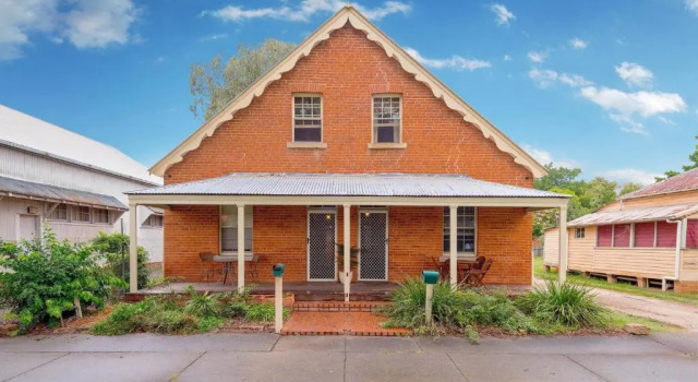 Апартаменты Eliza 1875 Red Brick Duplex Townhouse