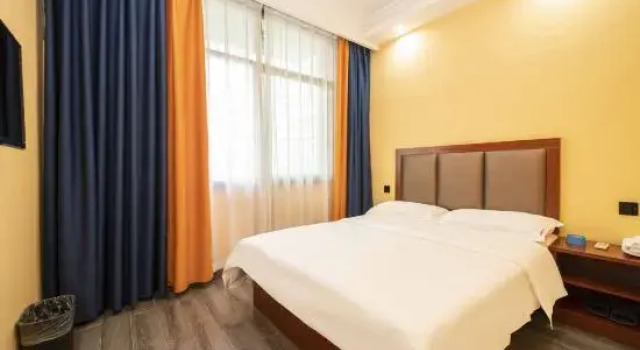 Люкс Economy Yiyang Fenglin Evening  Hotel