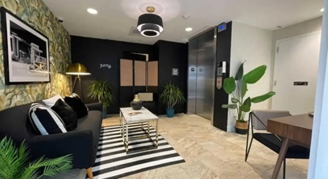 Номер Superior Luxuri Suites