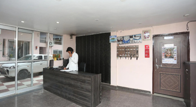 Collection O 44523 Shri Krishna Hotel Inn