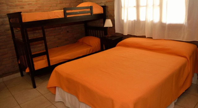 Hotel de campo granja el aromo, Book Hotel Mina Clavero 