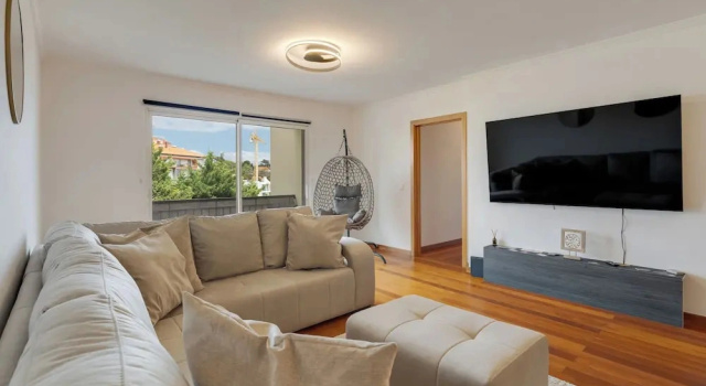 Sun Flower Apartment