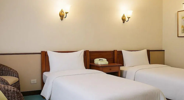 Двухместный номер Standard c 1 комнатой East Coast Hotel