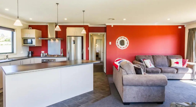 Kowhai Heights - Ohakune Holiday Home, Rezerwuj Hotel Hotele w Auckland Region z parkingiem, Parking