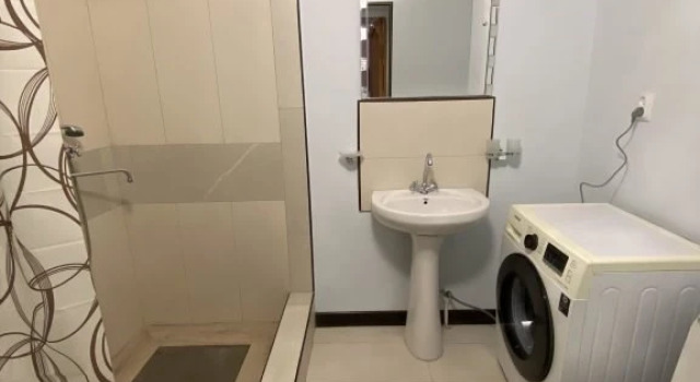 Kavkazskiy Dvorik Guest House, Забронировать Гостевой дом Отели Кенже с парковкой, Парковка